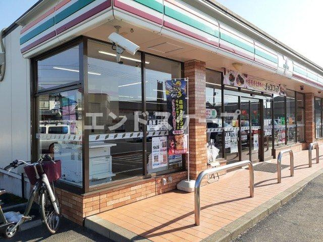 テラス　ハックベリーの周辺|セブンイレブン筑縄町店まで550m
高崎、前橋のお部屋探しはエンドスケープまで！お客様の理想お聞かせ下さい♪