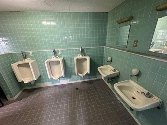 大阪市西区境川２丁目の事務所のトイレ