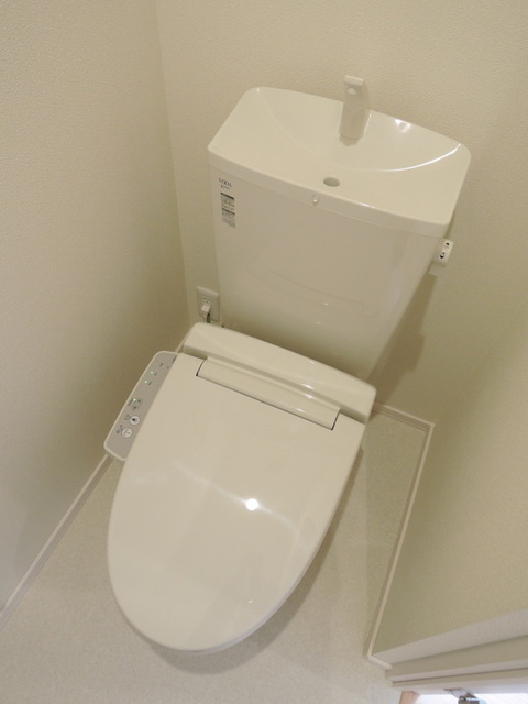 ボヌールメゾンのトイレ|★トイレは温水洗浄便座付きです★