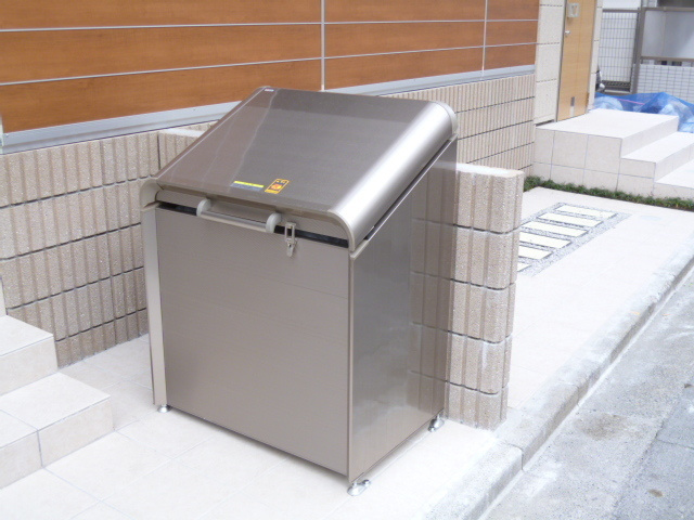 ボヌールメゾンのその他共用部分|★入居者専用のゴミストッカー★