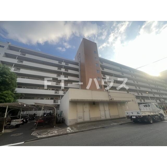 小栗原住宅１号棟の外観