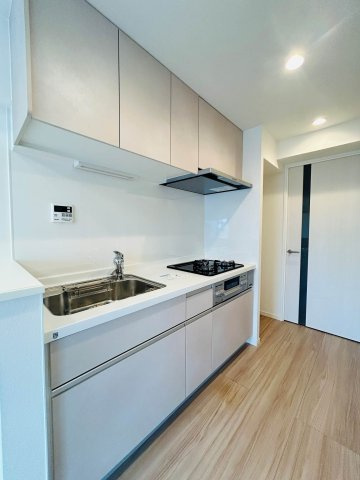 新大橋永谷マンションのキッチン|コンパクトなキッチンで掃除もラクラク