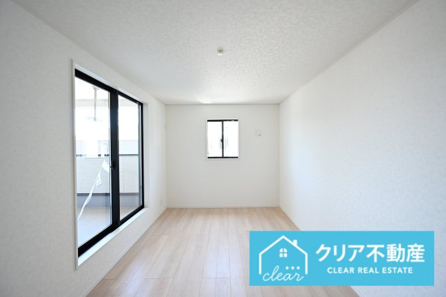 【洋室】 | 桐生市広沢町第18　クレイドルガーデン | 子ども部屋にピッタリな2階の洋室です！