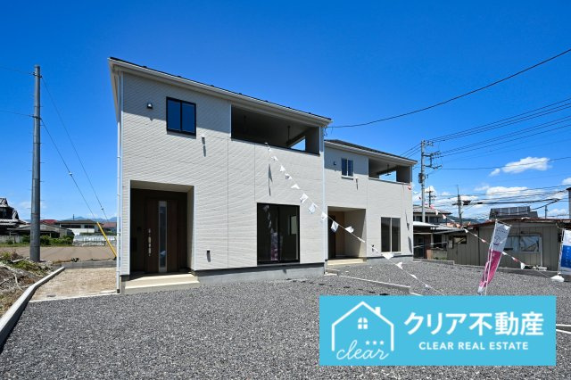 【外観】 | 桐生市広沢町第18　クレイドルガーデン | スッキリクリアな青空に映えるエクステリア！
日当たり良好な立地です♪