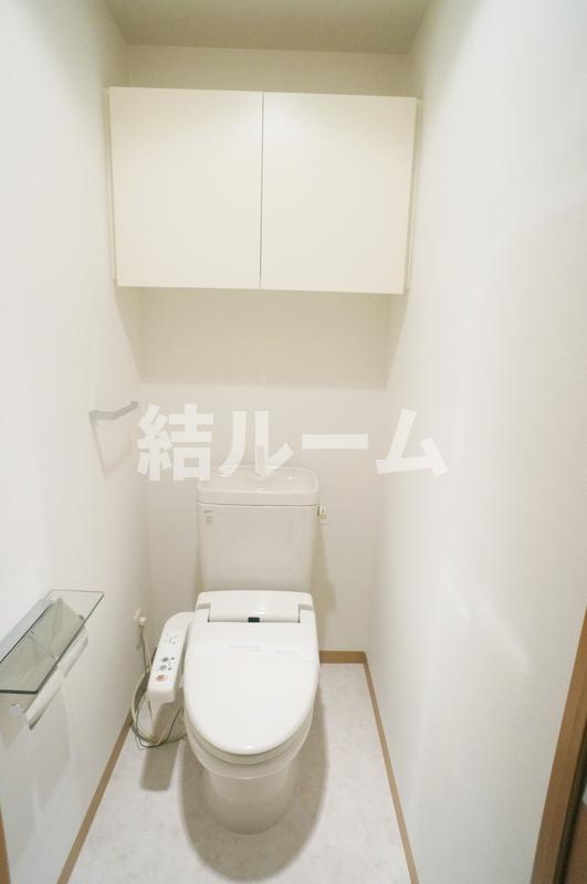 板橋区東新町１丁目の賃貸マンションのトイレ
