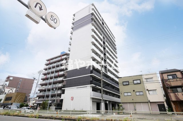 スワンズシティ大阪エスクレア