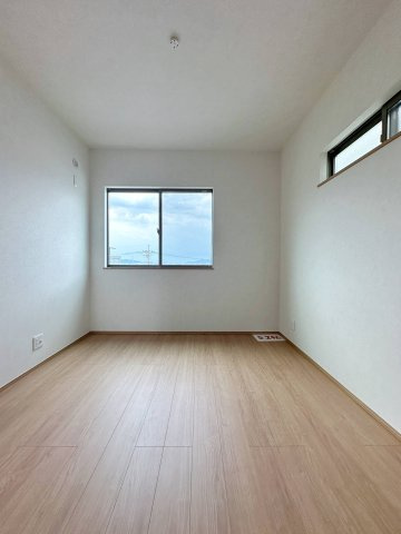 安佐南区八木6丁目 No.3の洋室|5.2帖の洋室☆
