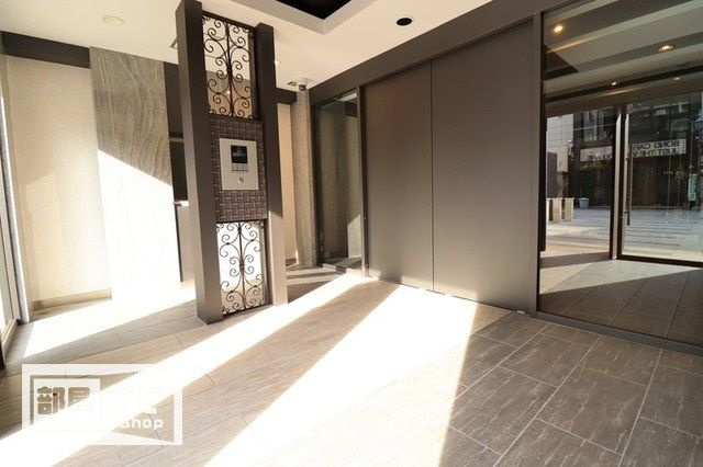 ミラージュパレス福山駅前のエントランス