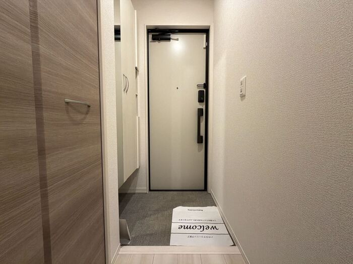 D-room塚口本町の玄関