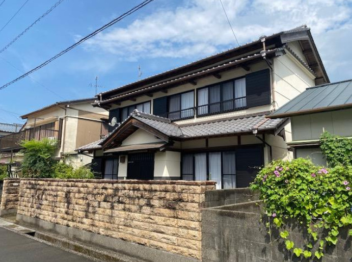 「自然素材のぬくもりを感じる住まい」高知市十津2丁目　中古一戸建て
