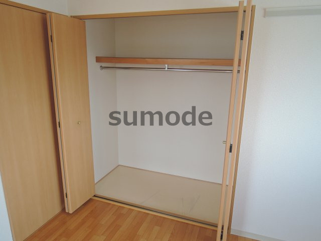 高槻市中川町の賃貸マンションの収納