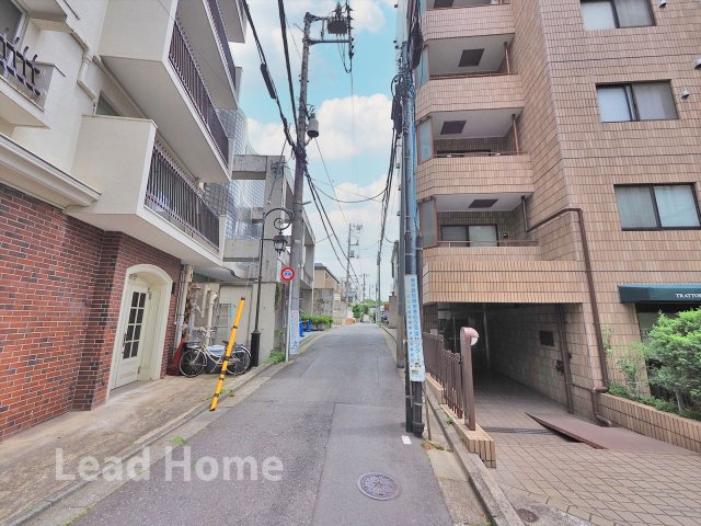 【その他】 | サン・フローラハイツ渋谷 | 前面道路