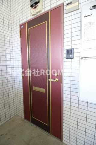 末吉大丸マンションの玄関|落ち着いた玄関です