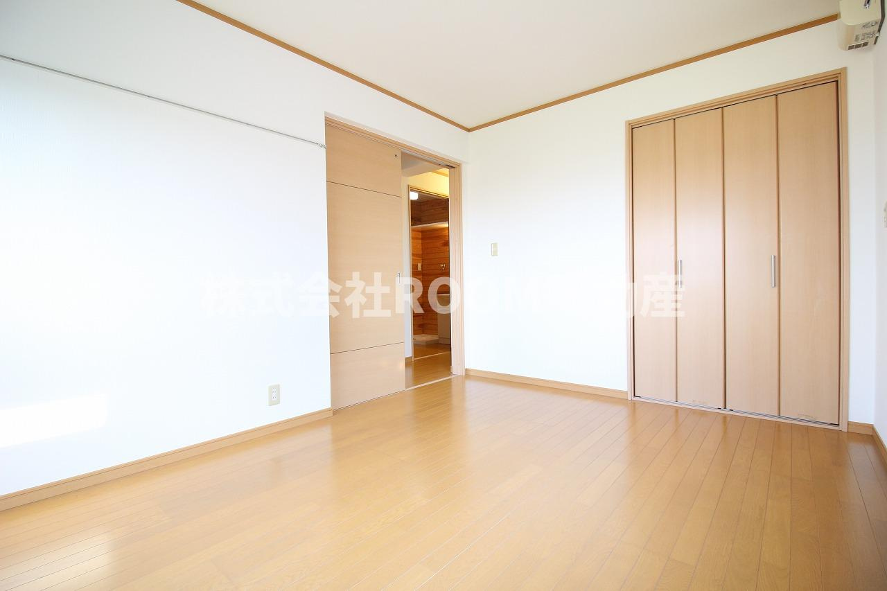 末吉大丸マンションの洋室|きれいな洋室です