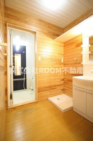 末吉大丸マンションの洗面所|忙しい朝には欠かせない洗面所です