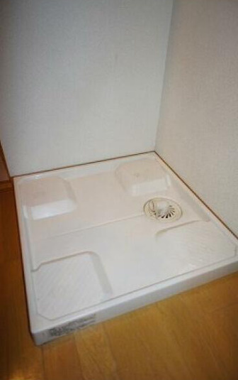 【設備】 | セレーノ品川 | 洗濯機置き場です