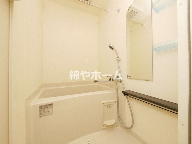 レオンコンフォート上本町カレントの浴室|コンパクトで使いやすいお風呂です