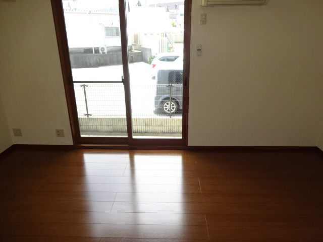 メゾン西中島の子供部屋