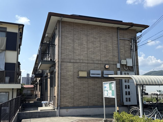 メゾン西中島