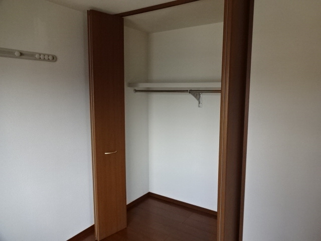 メゾン西中島の収納