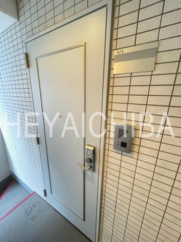リヴシティ両国壱番館の玄関