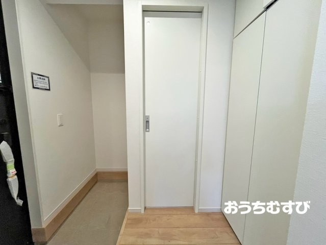 春日井市如意申町2期(全2棟)の玄関