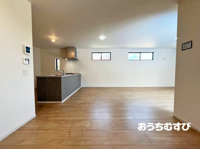 春日井市如意申町2期(全2棟)の居間・リビング
