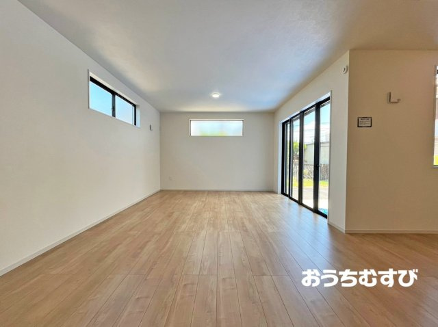 春日井市如意申町2期(全2棟)の居間・リビング