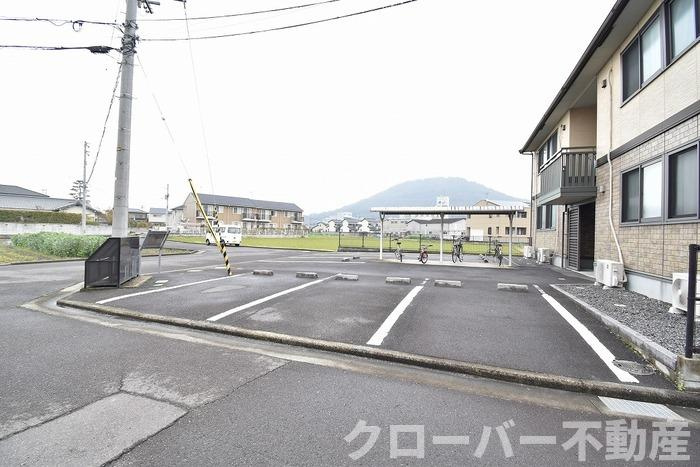 コーヨーハイツの駐車場|駐車場