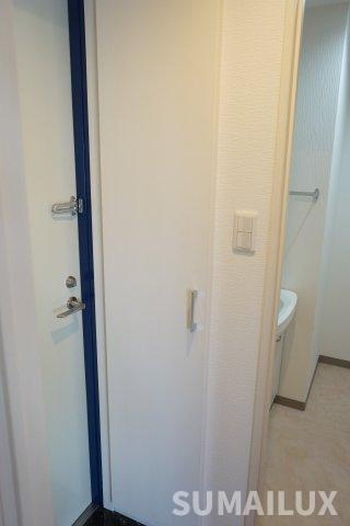 ベリーマンション出水の玄関