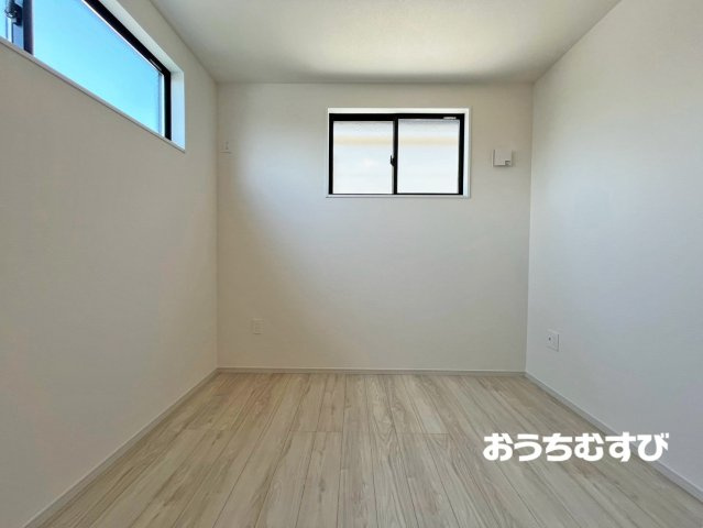 春日井市如意申町2期(全2棟)の洋室