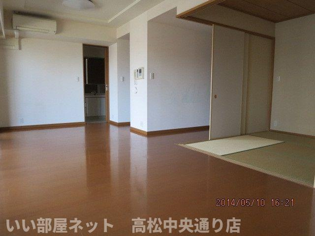 【内装】 | サーパス桜町二丁目
