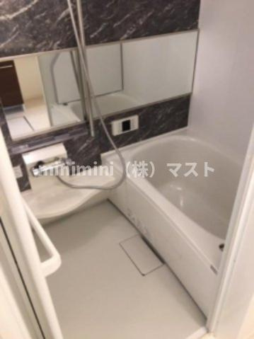 イルリッシュ上本町の浴室