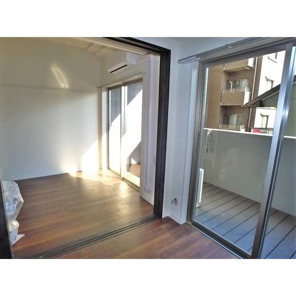 H&K KASHIWA HILLS～エイチアントケーカシワヒルズ～の洋室
