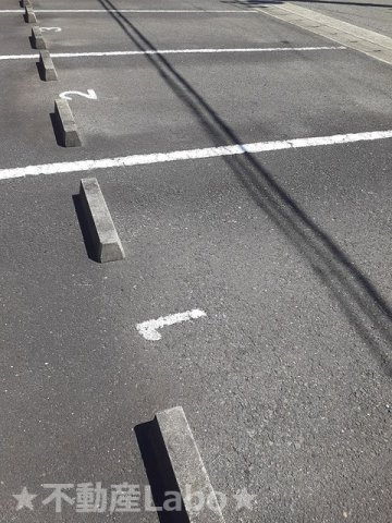 ウィルレジデンスⅠの駐車場