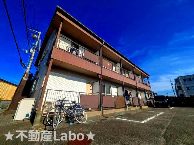コーポ四番館アップルの外観