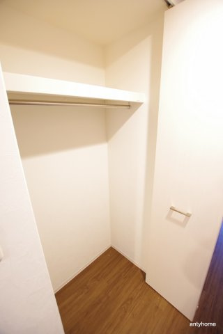 エスリード大阪CENTRAL AVENUE　仲介手数料無料の収納