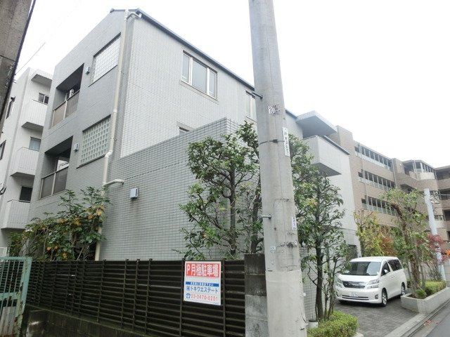 ＡＺ小石川の外観