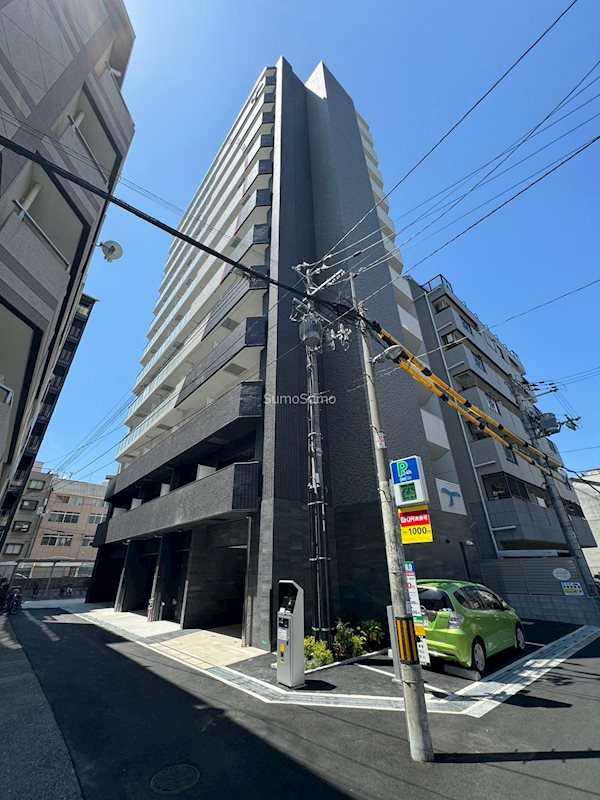 セレニテ難波ミラク壱番館のエントランス