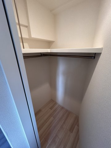 【収納】セレニテ神戸元町クレア