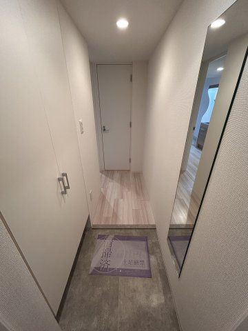 【玄関】セレニテ神戸元町クレア