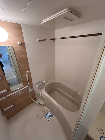【浴室】セレニテ神戸元町クレア