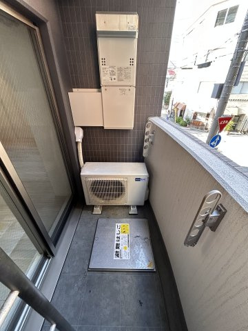 【バルコニー】セレニテ神戸元町クレア
