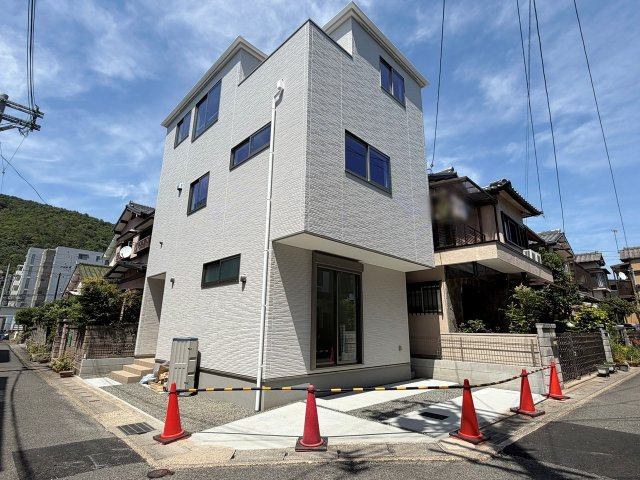 四ノ宮垣ノ内町|『JR・地下鉄・京阪の３wayアクセス』
京都市内や大阪・滋賀県方面へのアクセスに嬉しい♪（R8.6撮影）