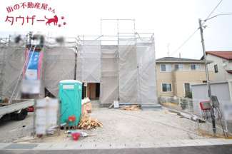 【駐車場】 | 開成小学校・郡山第一中学校区　GRADLE GAEDEN 郡山市大槻町　第３８　全９棟　３号棟 | 駐車スペース３～４台可能です！　外水道もついていますので洗車に便利です♪