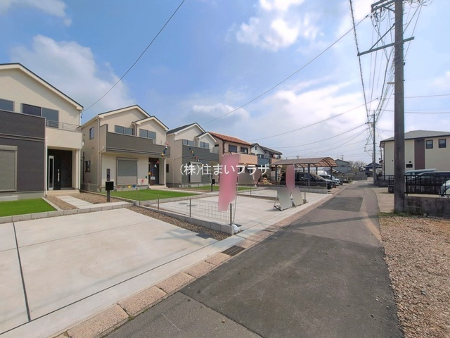 仲介手数料無料）一宮市浅井町５期Ｂ号棟の前面道路含む現地写真|前面道路含む現地写真です