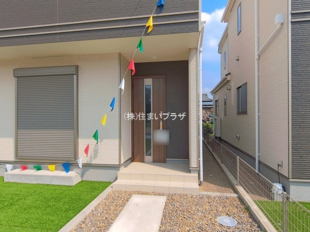 仲介手数料無料）一宮市浅井町５期Ｂ号棟の玄関|ゆったりとした玄関です