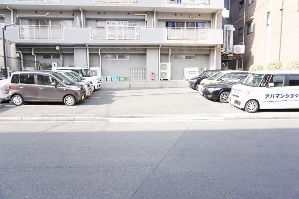 メローウィンドふじみ野の駐車場