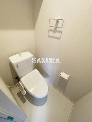 【トイレ】 | Licht Wien Ⅱ | 落ち着いた色調のトイレです♪