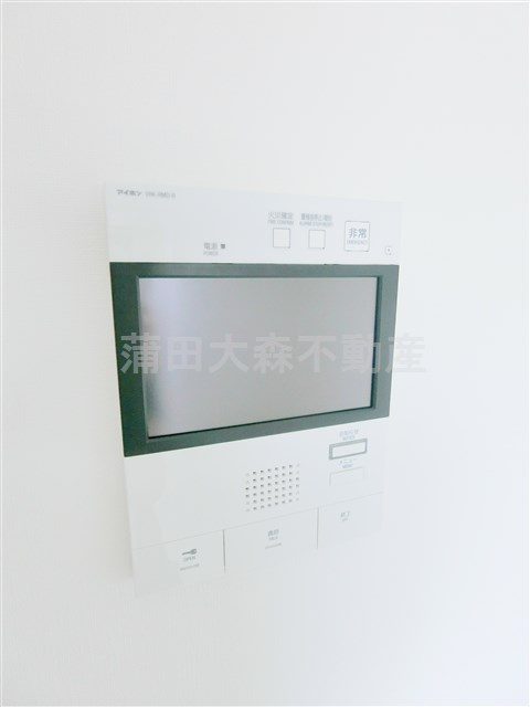ECREDE蒲田EASTの設備|TVモニター付オートロック宅配BOX　インターホン